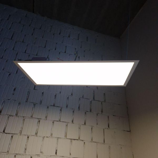 LED panel резервная с усиленным аккумулятором 20 часов автономной работы VTN 4000K 24W 3300Lm 300x600mm IP54 P36-4К фото