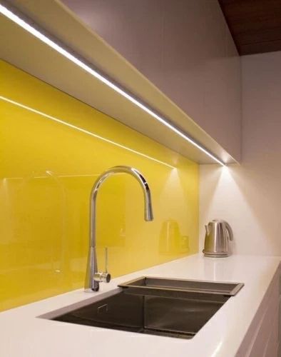 LED-Профиль белый ПФ-18 белый 6х15мм 2метра накладной анодированный + РАССЕИВАТЕЛЬ матовый 1022455 1022455 фото
