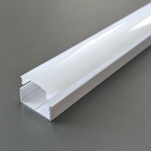 LED-Профиль белый ПФ-18 белый 6х15мм 2метра накладной анодированный + РАССЕИВАТЕЛЬ матовый 1022455 1022455 фото